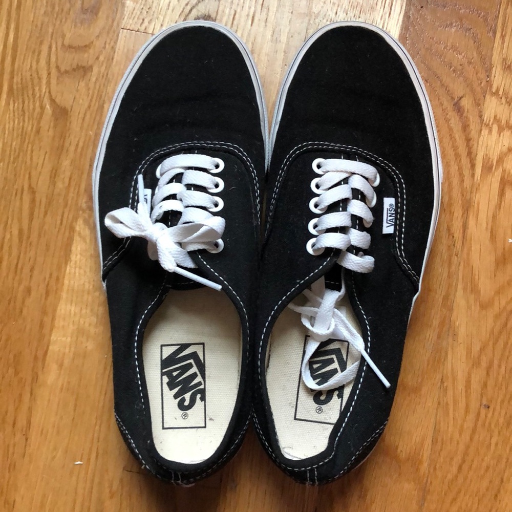 Black vans (authentic style) women’s 8/men’s 6.5
